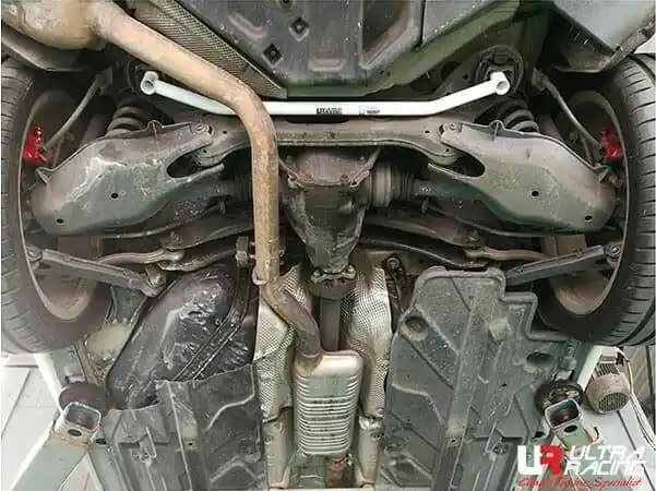 Rozpórka Mercedes C-Class/ AMG 07+ W204 Ultra-R tylna dolna Brace | Cena po obniżce
