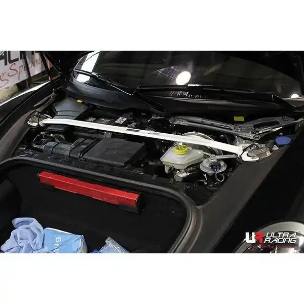 Właśnie dodano | Rozpórka Porsche 911 991 4S 14+ UltraRacing 2P przednia górna Strut Bar