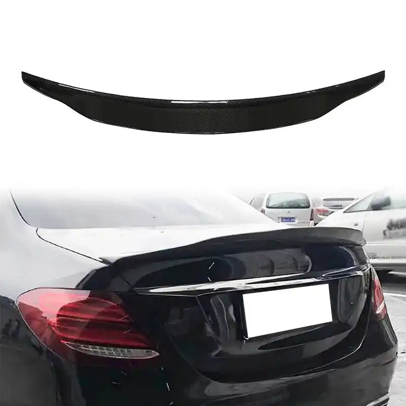 Lotka Mercedes-Benz E Class Lip Carbon - Nowość w sprzedaży