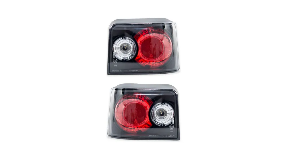 Hit sprzedaży - Lampy PEUGEOT 205 Tył Black